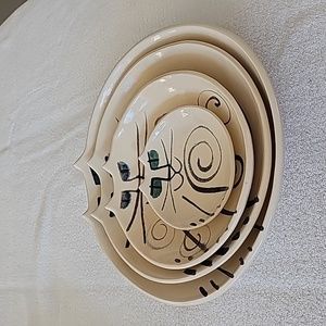 Vintage Set of 4 Bowls